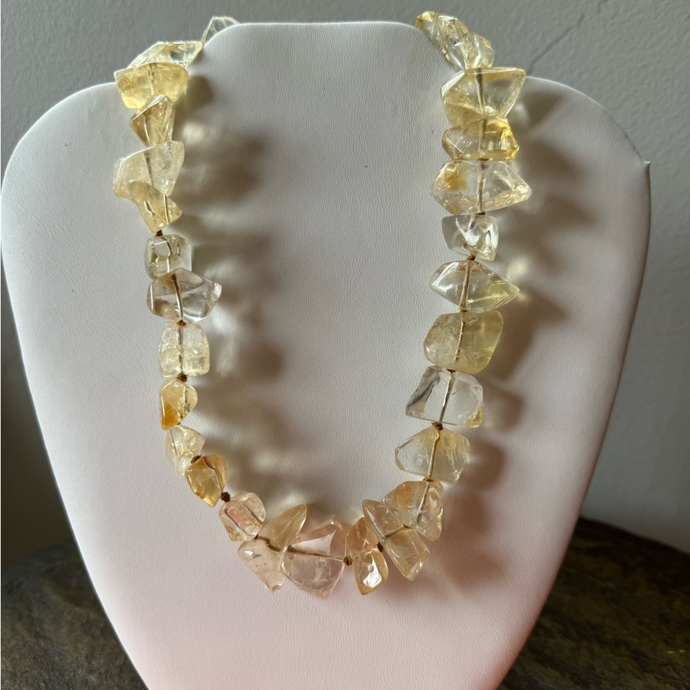 Crystal stone necklace